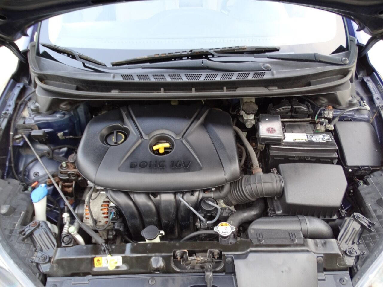 Used 2013 Hyundai Elantra GLS FWD image 70