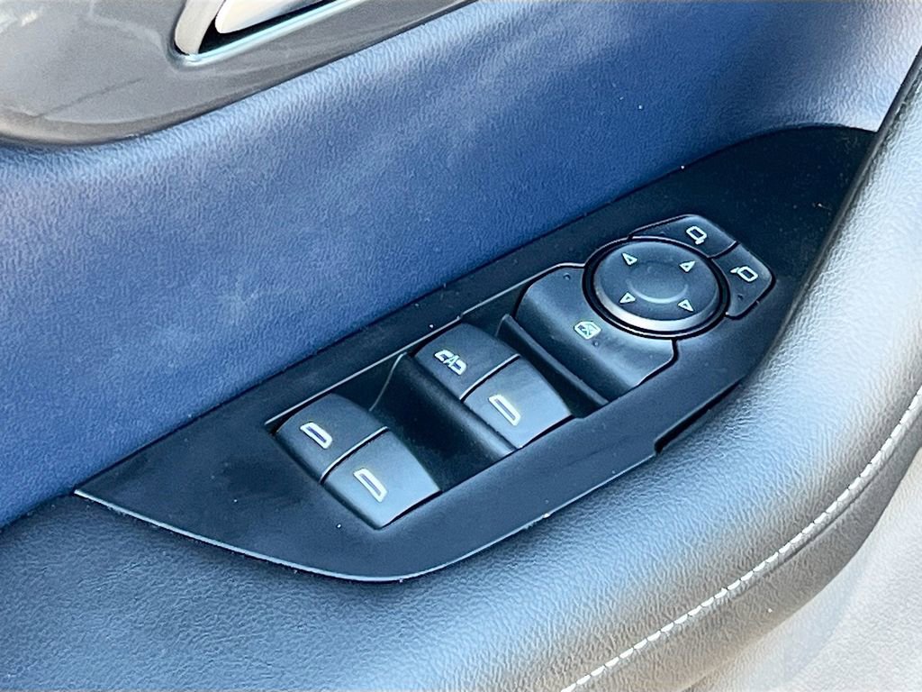 Used 2023 Chevrolet Blazer RS w/ LPO, Floor Liner Package image 17