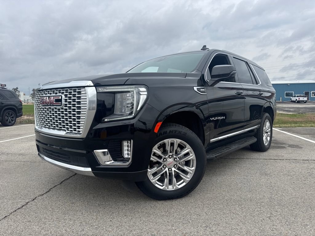 Used 2022 GMC Yukon SLT w/ SLT Luxury Package image 1
