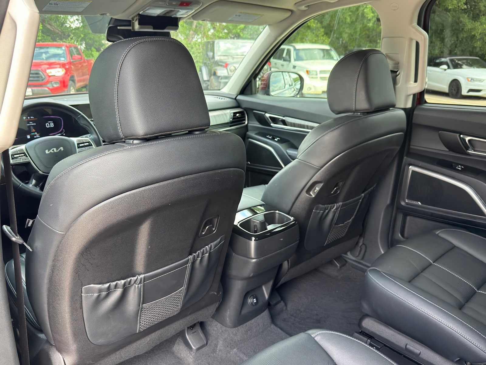 Certified 2024 Kia Telluride EX w/ EX Captain's Chair Package image 23