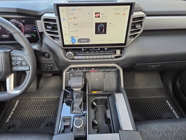 Used 2025 Toyota Sequoia Limited w/ Tow Technology Package AWD/4WD image 28