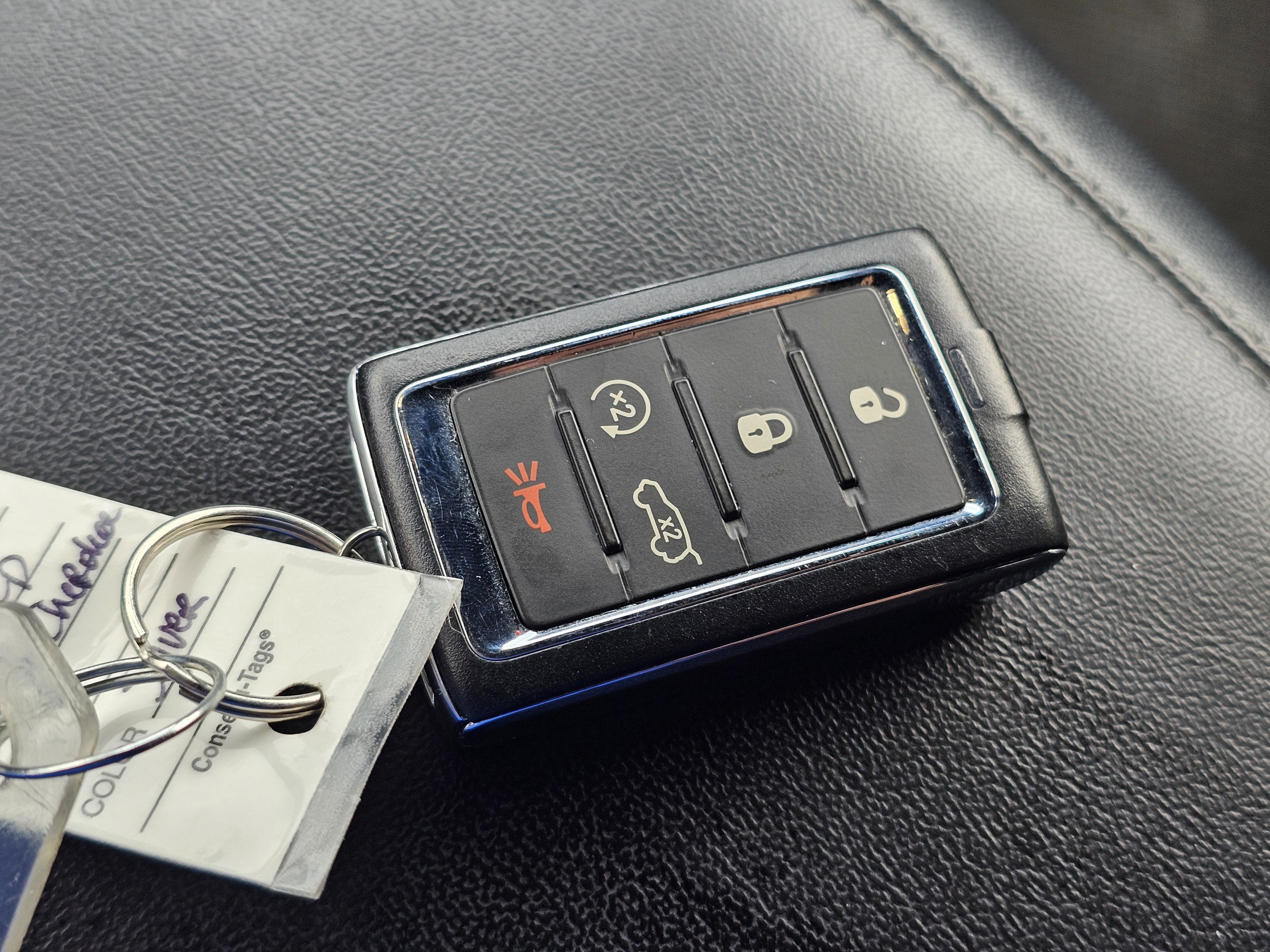 Used 2023 Jeep Grand Cherokee Altitude AWD/4WD image 30