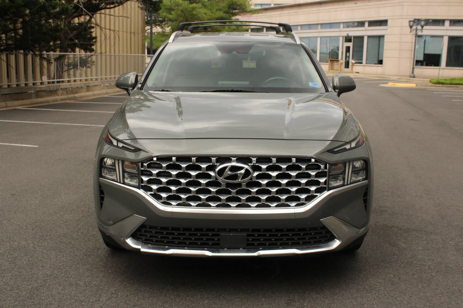 Used 2022 Hyundai Santa Fe SEL FWD image 3