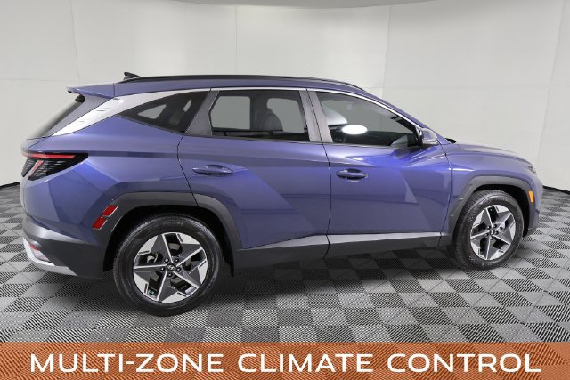 Used 2025 Hyundai Tucson SEL FWD image 5