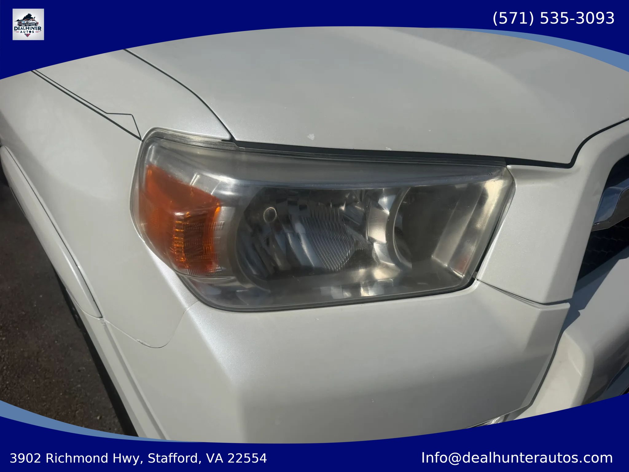 Used 2012 Toyota 4Runner SR5 AWD/4WD image 4