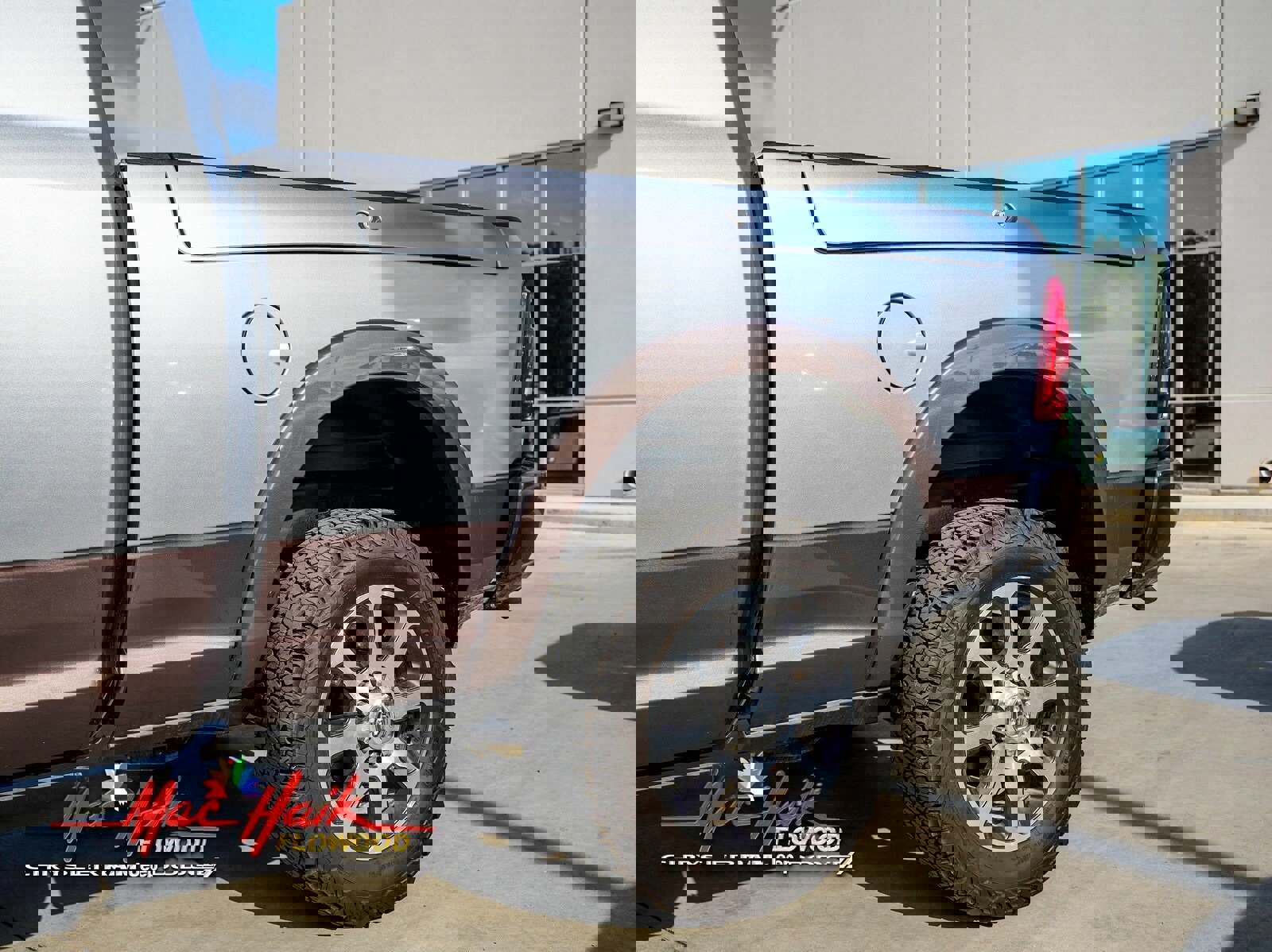 Used 2024 RAM 2500 Limited w/ Safety Group image 6