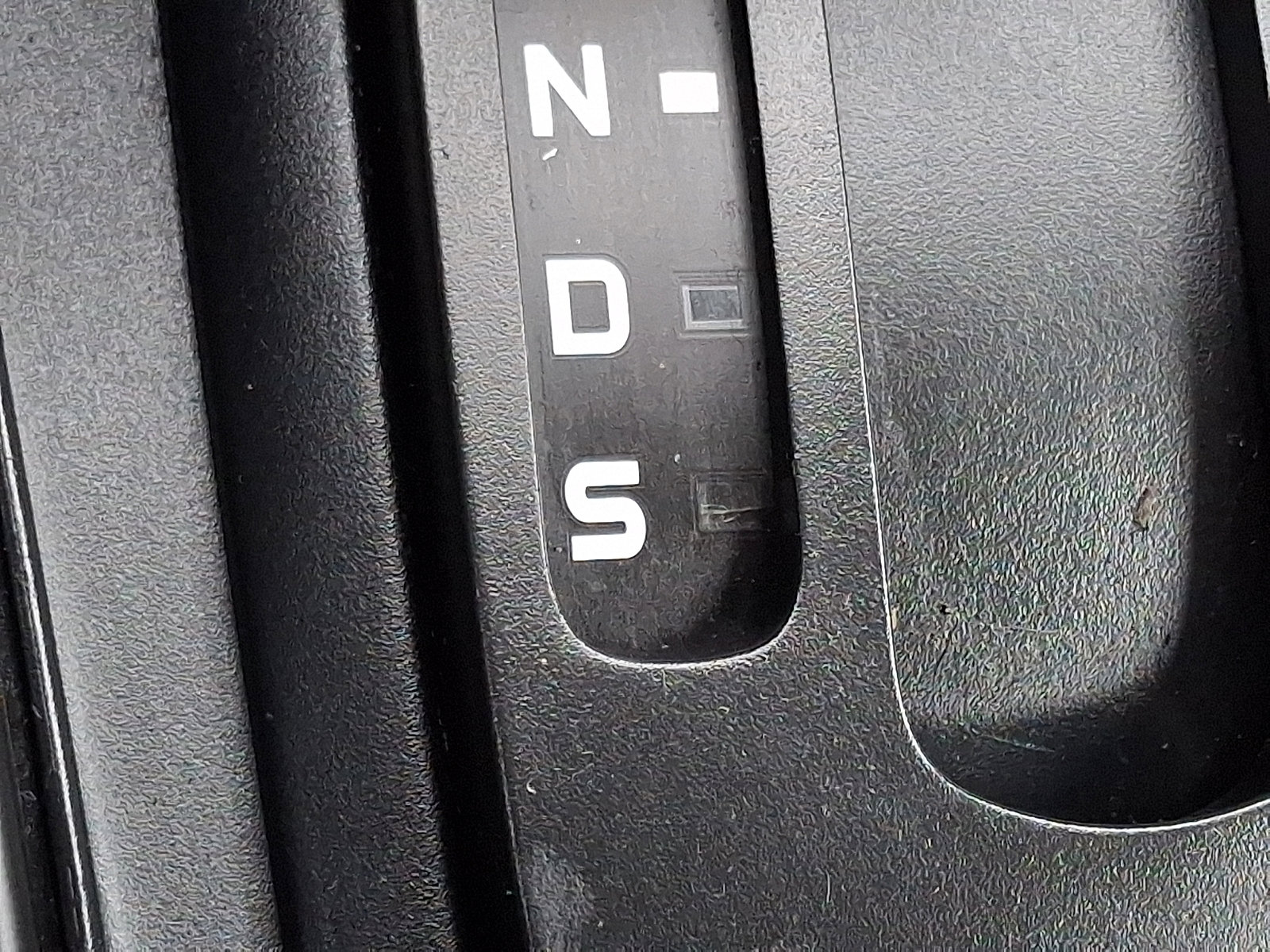 Certified 2018 Ford EcoSport S image 24