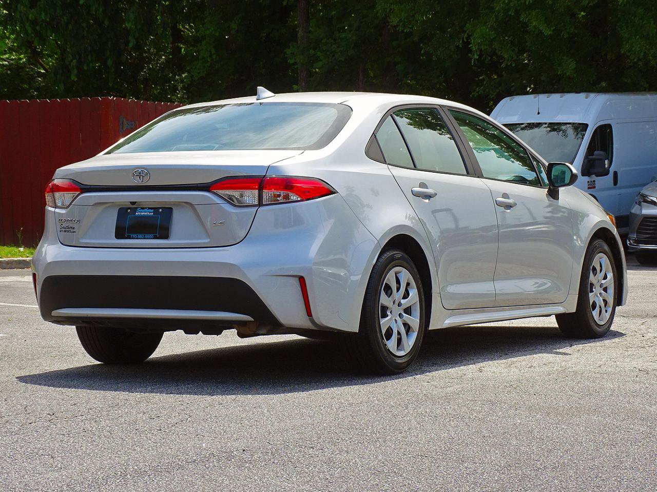 Used 2021 Toyota Corolla LE FWD image 9