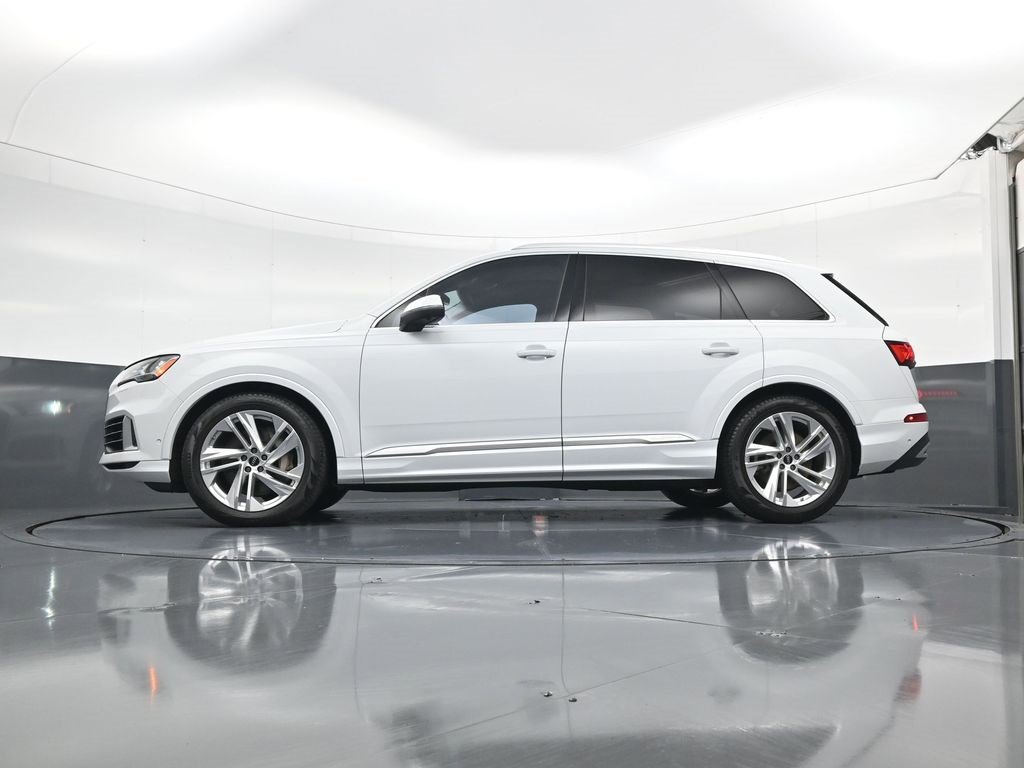Used 2023 Audi Q7 3.0T Prestige image 21