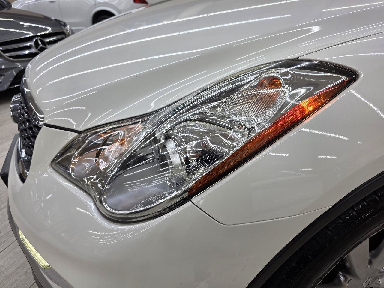 Used 2017 INFINITI QX50 2WD w/ Premium Plus Package image 10