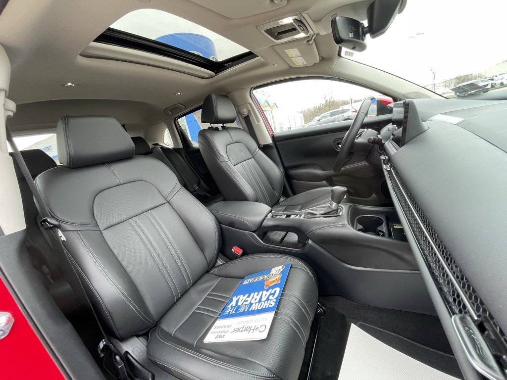 Used 2025 Honda HR-V EX-L image 11