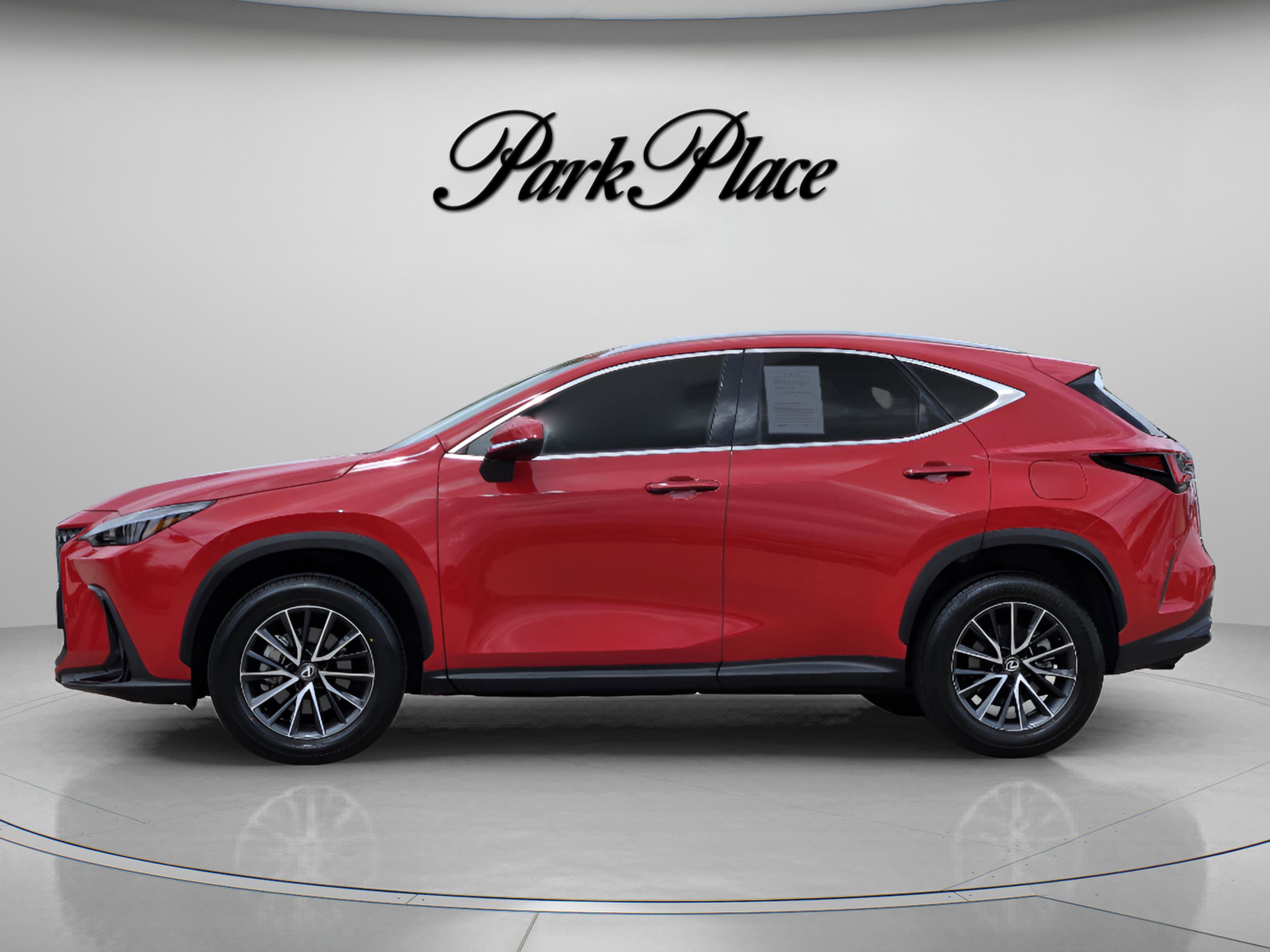 Used 2024 Lexus NX 250 FWD w/ Towing Package (2000 Lbs) image 2