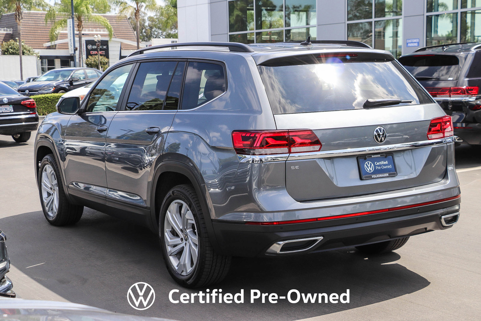 Certified 2023 Volkswagen Atlas SE w/ Panoramic Sunroof Package FWD image 9