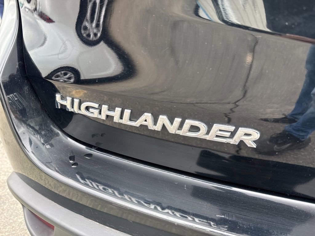 Used 2015 Toyota Highlander Limited AWD/4WD image 11