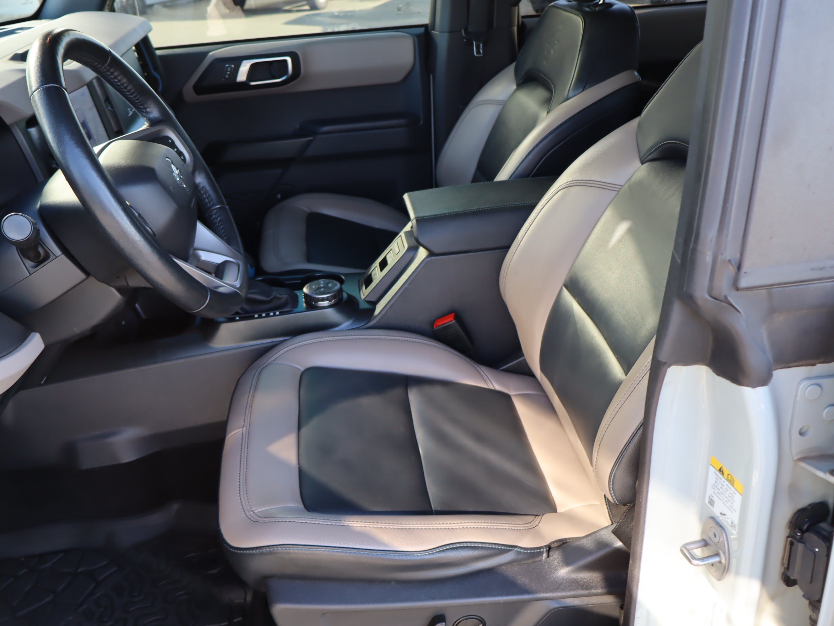 Used 2024 Ford Bronco Wildtrak AWD/4WD image 19