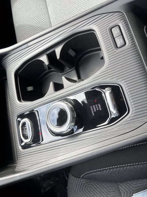New 2026 Jeep Cherokee Laredo AWD/4WD image 7