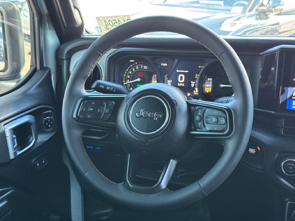 Certified 2024 Jeep Wrangler Unlimited w/ Convenience Group AWD/4WD image 23