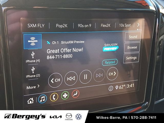 Used 2020 Chevrolet Traverse LT w/ LPO, Floor Liner Package image 19