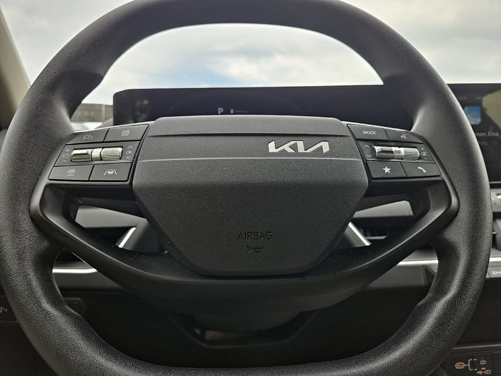 Certified 2025 Kia K4 FWD image 13