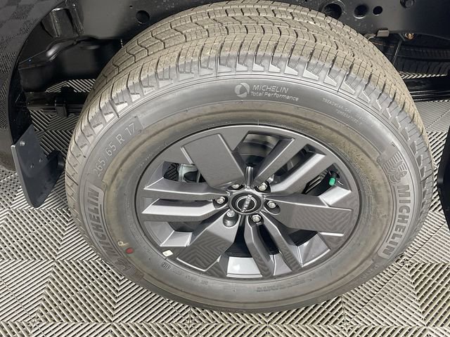 New 2026 Nissan Frontier SV image 19