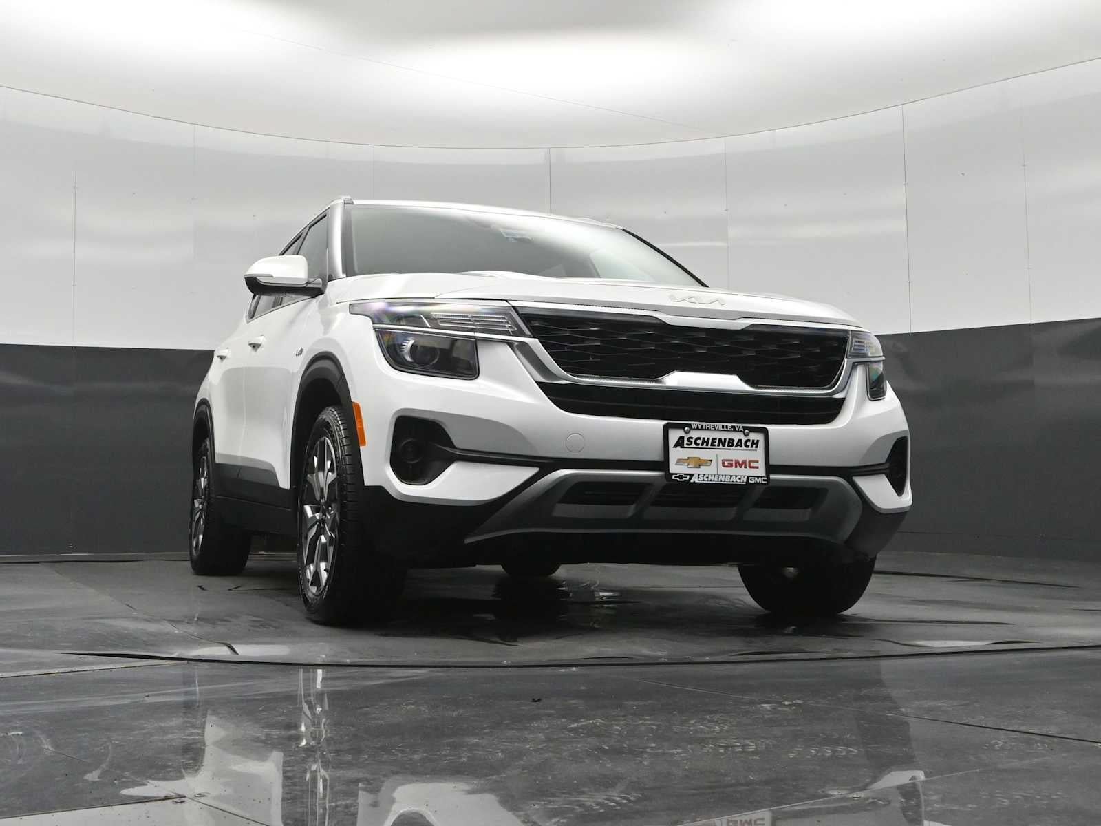 Used 2023 Kia Seltos EX AWD/4WD image 19