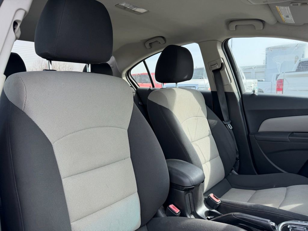 Used 2012 Chevrolet Cruze LS w/ Connectivity Package image 23