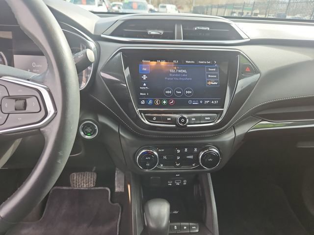 Used 2023 Chevrolet TrailBlazer ACTIV w/ Sun and Liftgate Package image 18