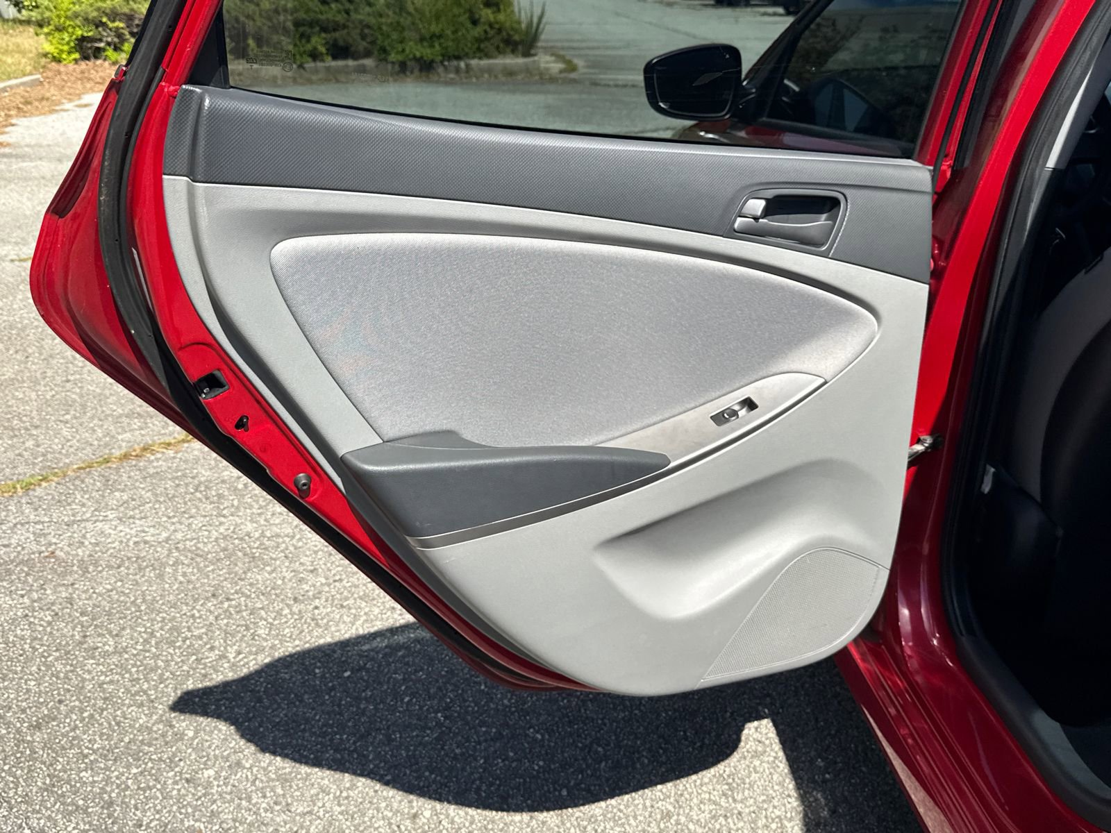 Used 2016 Hyundai Accent SE FWD image 21