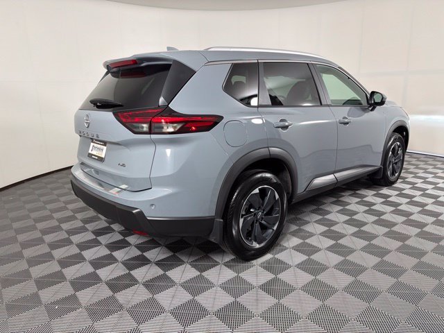 Used 2026 Nissan Rogue SV w/ SV Premium Package AWD/4WD image 6