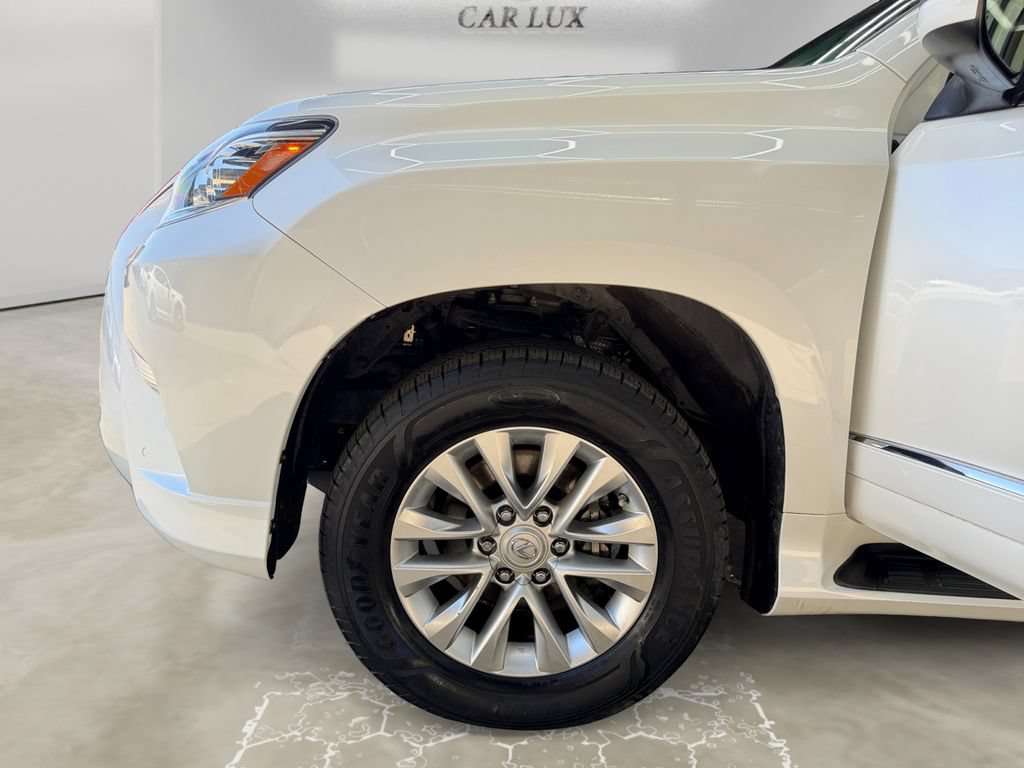 Used 2018 Lexus GX 460 Premium w/ Premium Package AWD/4WD image 14