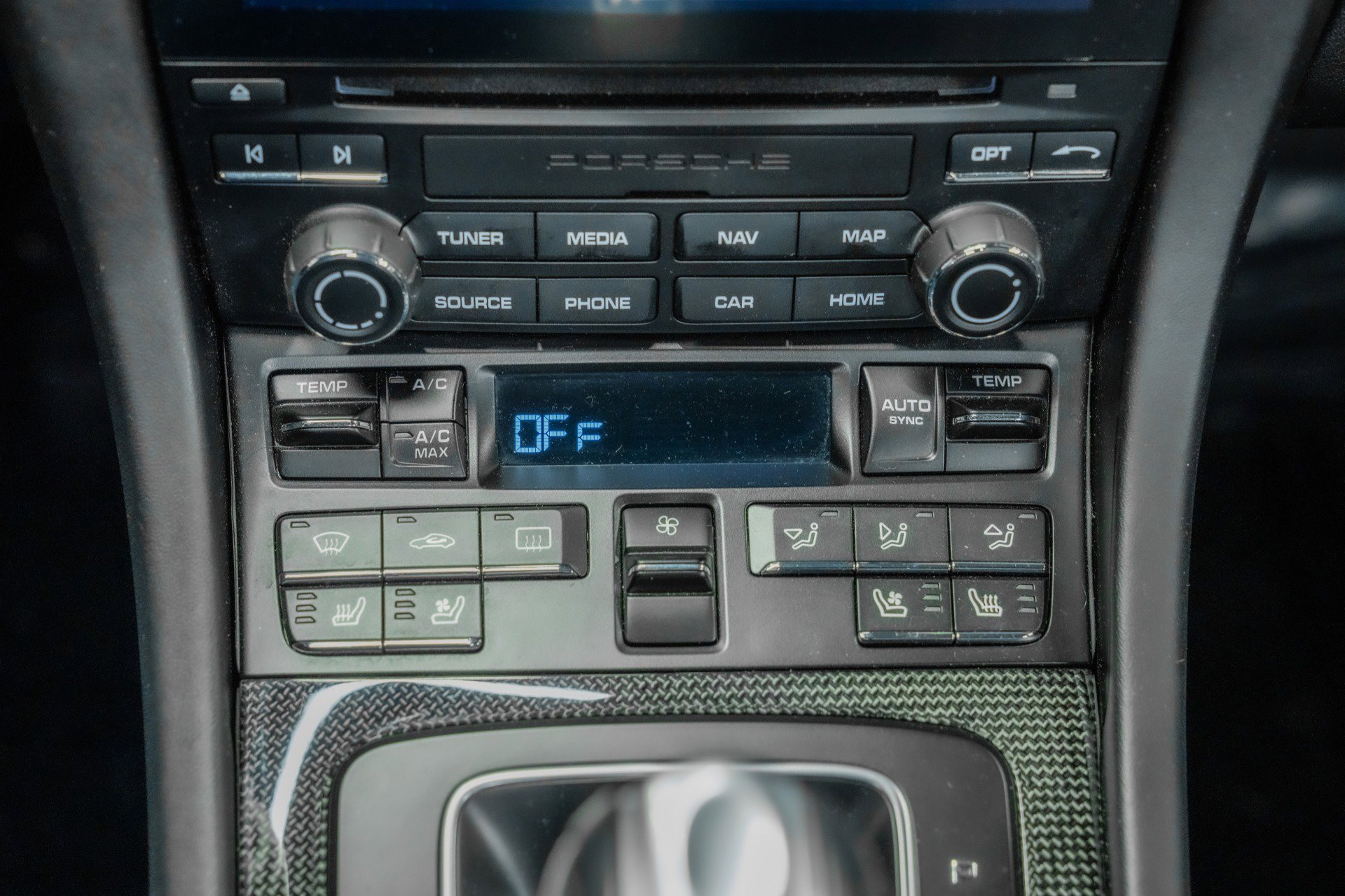 Used 2018 Porsche 911 Targa 4 GTS image 27