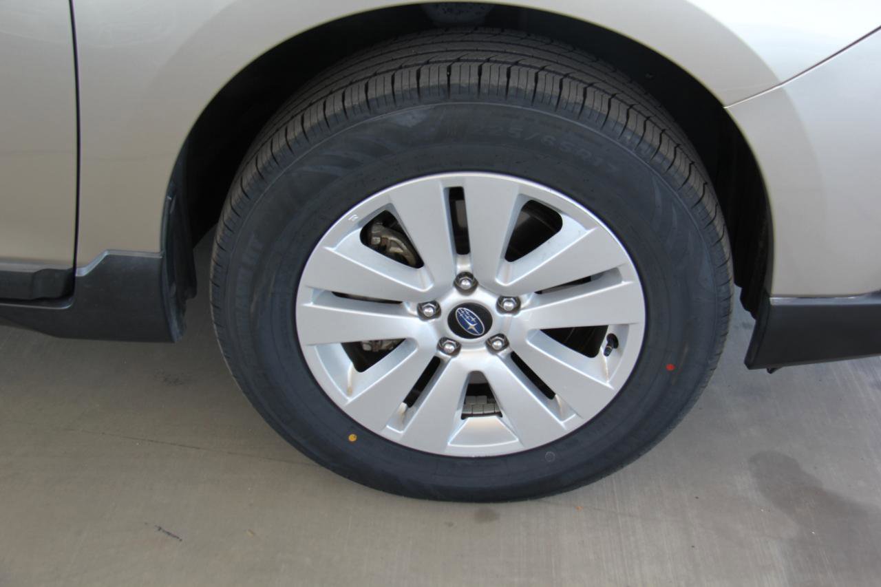 Used 2018 Subaru Outback 2.5i Premium AWD/4WD image 31
