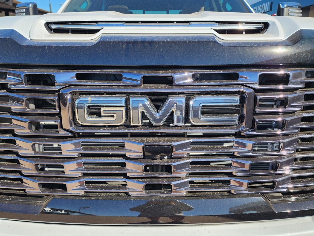 New 2026 GMC Sierra 3500 Denali Ultimate image 9