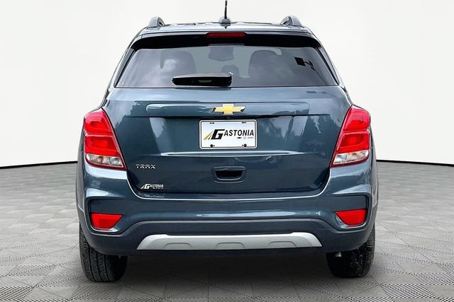 Used 2022 Chevrolet Trax LT w/ LT Convenience Package FWD image 6