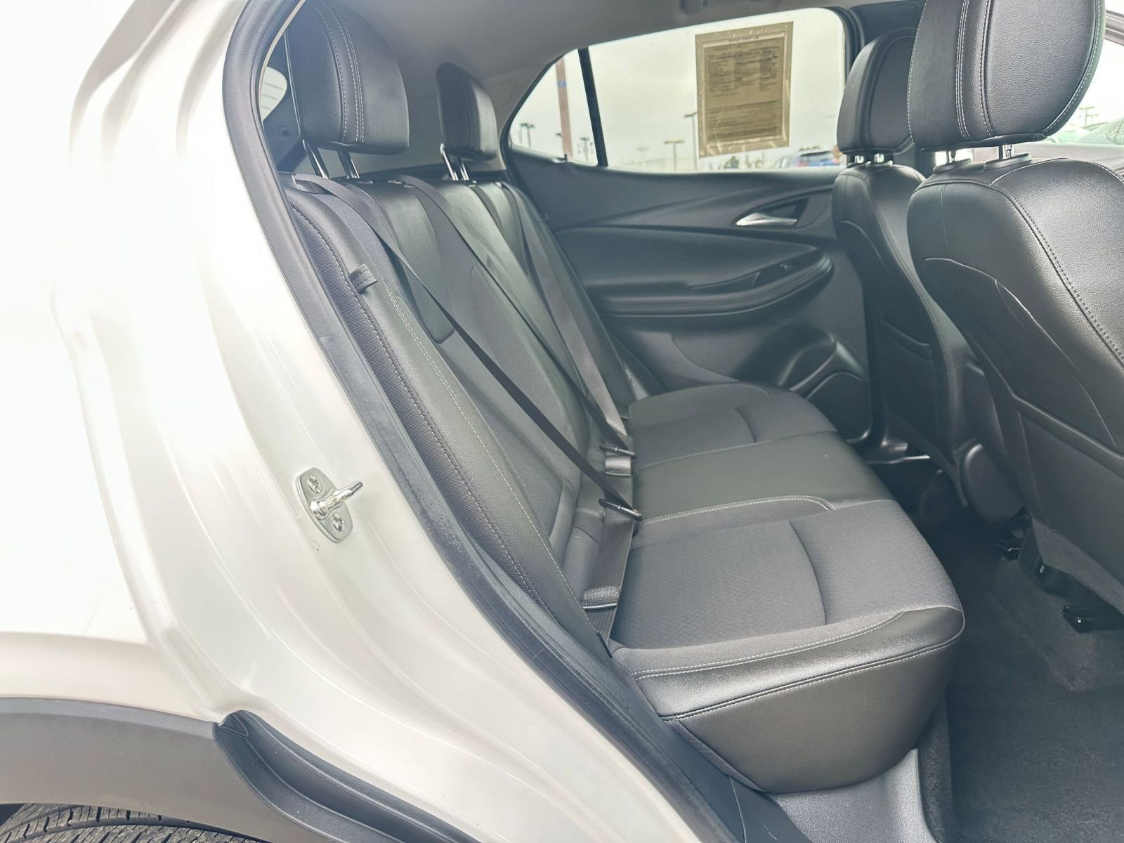 Used 2025 Buick Encore GX Preferred image 39
