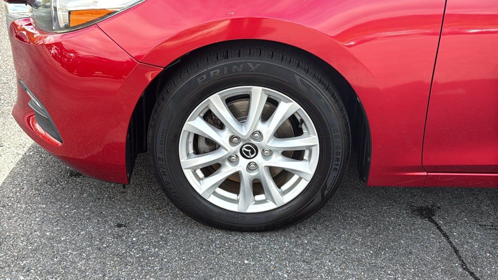 Used 2017 MAZDA MAZDA3 Sport w/ Preferred Equipment Package FWD image 8