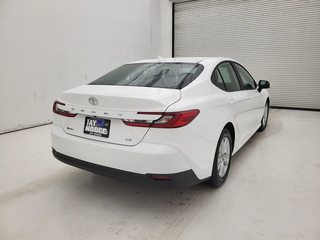Used 2025 Toyota Camry LE FWD image 12