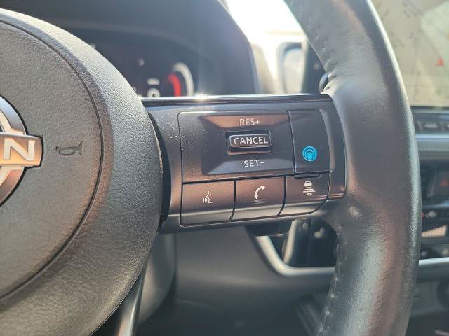 Certified 2022 Nissan Rogue Platinum w/ Head-Up Display Package FWD image 23