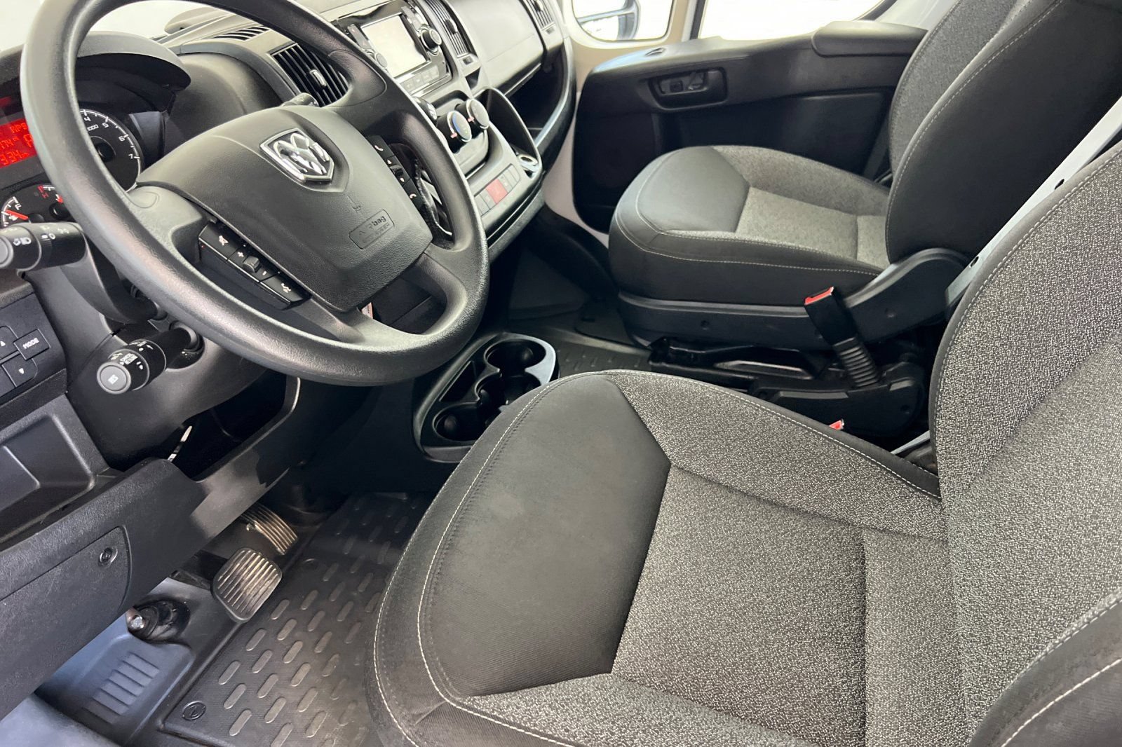 Used 2021 RAM ProMaster 3500 FWD image 12