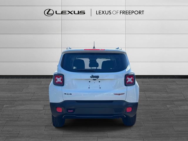 Used 2017 Jeep Renegade Trailhawk AWD/4WD image 5