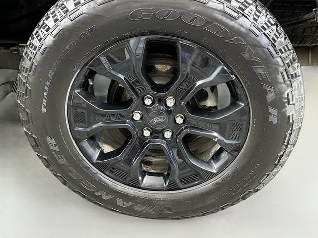 Used 2023 Ford F150 Lariat w/ Equipment Group 502A High AWD/4WD image 32