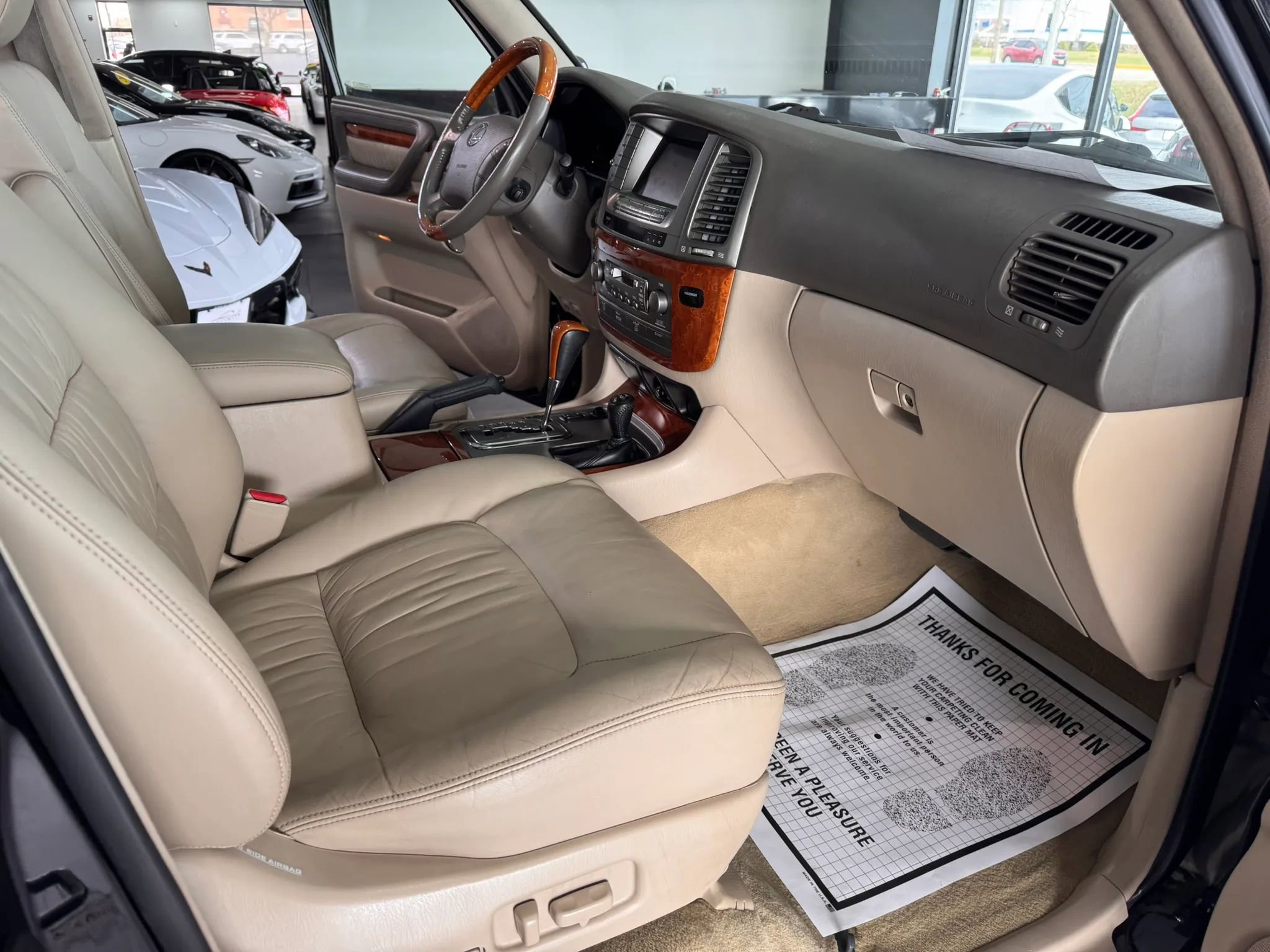 Used 2004 Lexus LX 470 4WD image 12