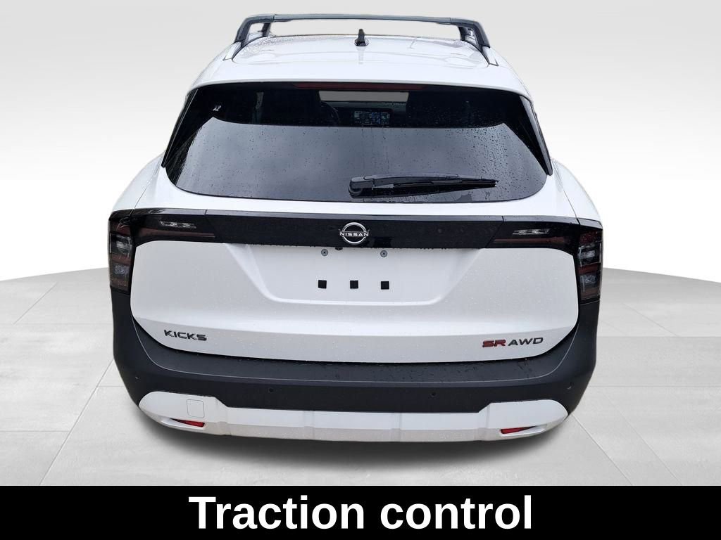 New 2026 Nissan Kicks SR w/ SR Premium Package image 4