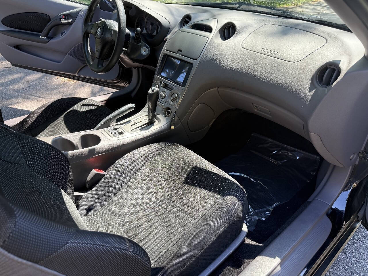 Used 2001 Toyota Celica GT FWD image 15