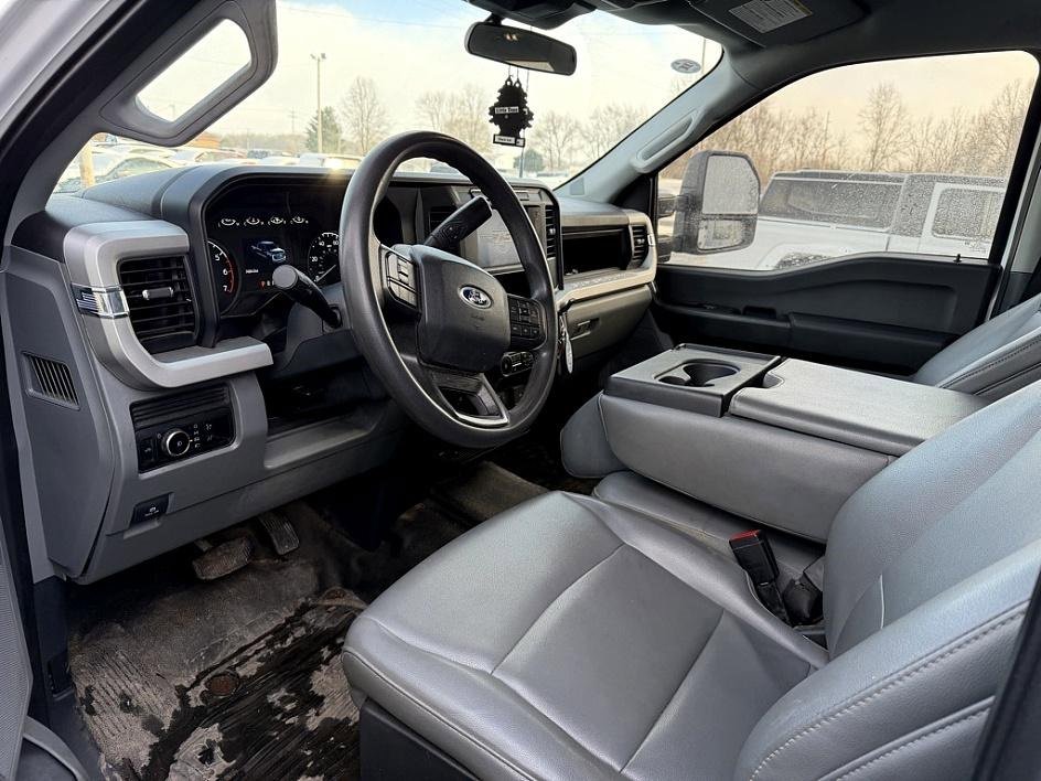 Used 2023 Ford F250 XL image 9