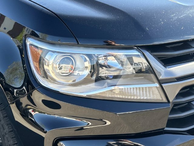 Used 2022 Chevrolet Colorado Z71 AWD/4WD image 4