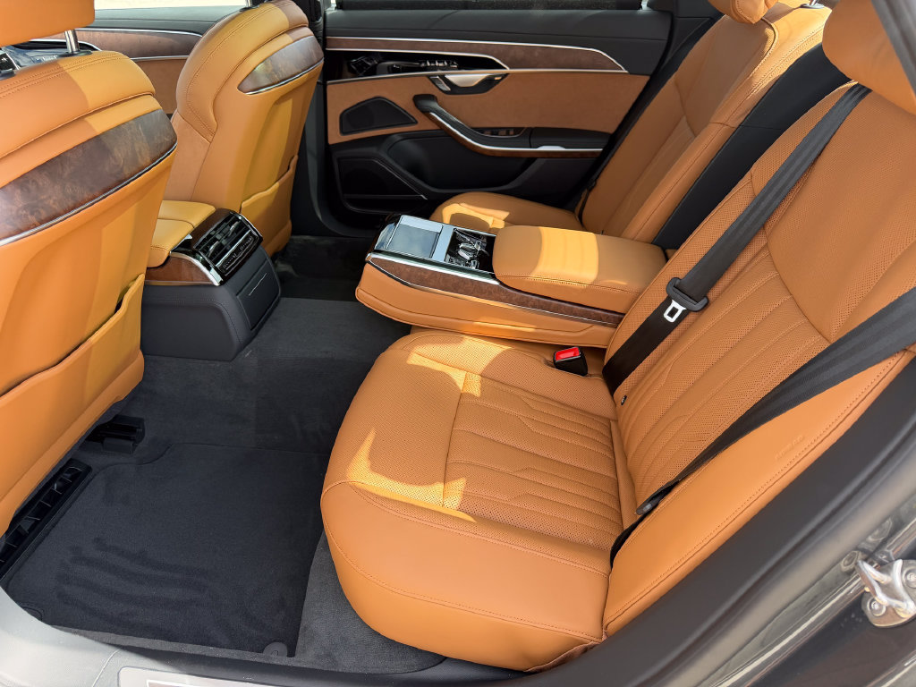 New 2027 Audi A8 L 3.0T AWD/4WD image 17