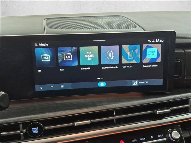 Used 2024 Hyundai Santa Fe Limited FWD image 18