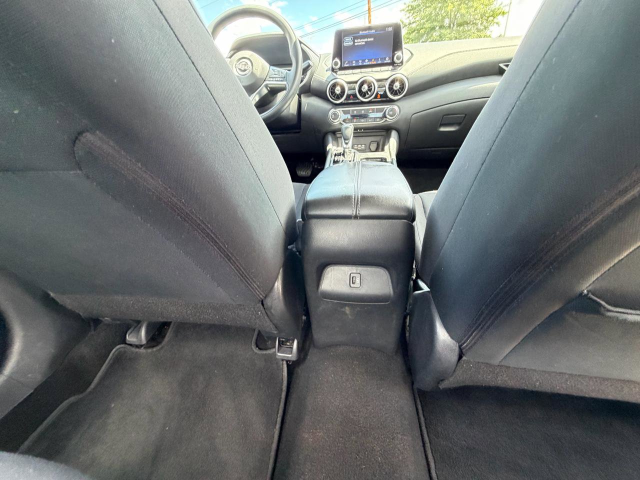 Used 2024 Nissan Sentra SV FWD image 38