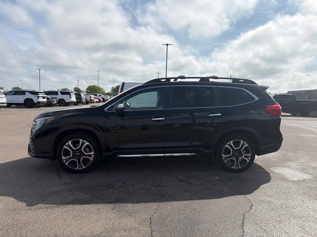 Used 2023 Subaru Ascent Touring AWD/4WD image 4